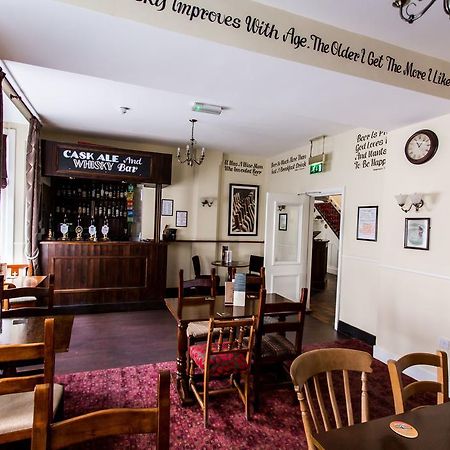 The Star Inn Бийстън Екстериор снимка