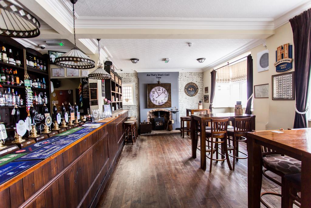 The Star Inn Бийстън Екстериор снимка
